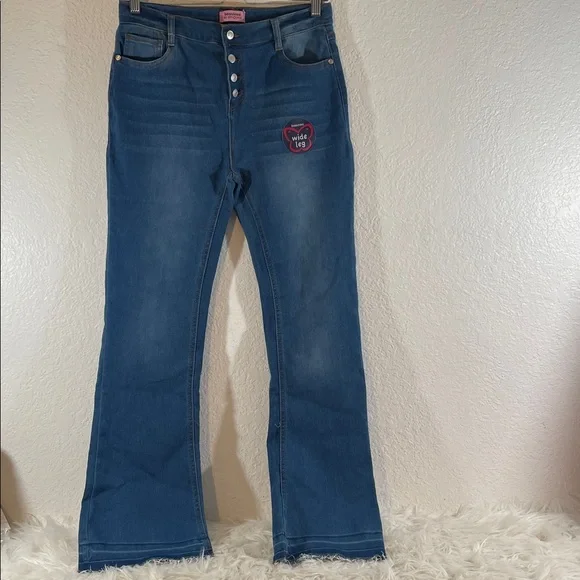 Beautees By Amy Byer Girls Stretch Jeans Flare Wide Leg Button Fly Size 16 NEW - Picture 1 of 8